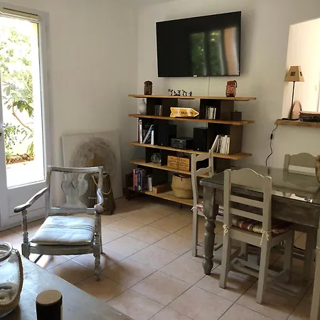 Provencale Avec Piscine A 5 Minutes Plage *